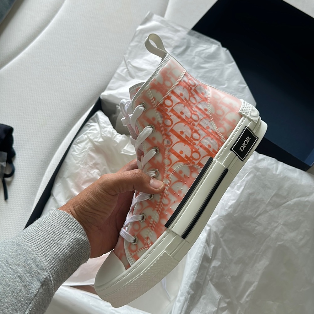 DIOR B23 HIGH-TOP SNEAKER